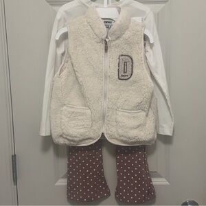 DKNY NWT 3Piece Set Toddler Girls Size 4t